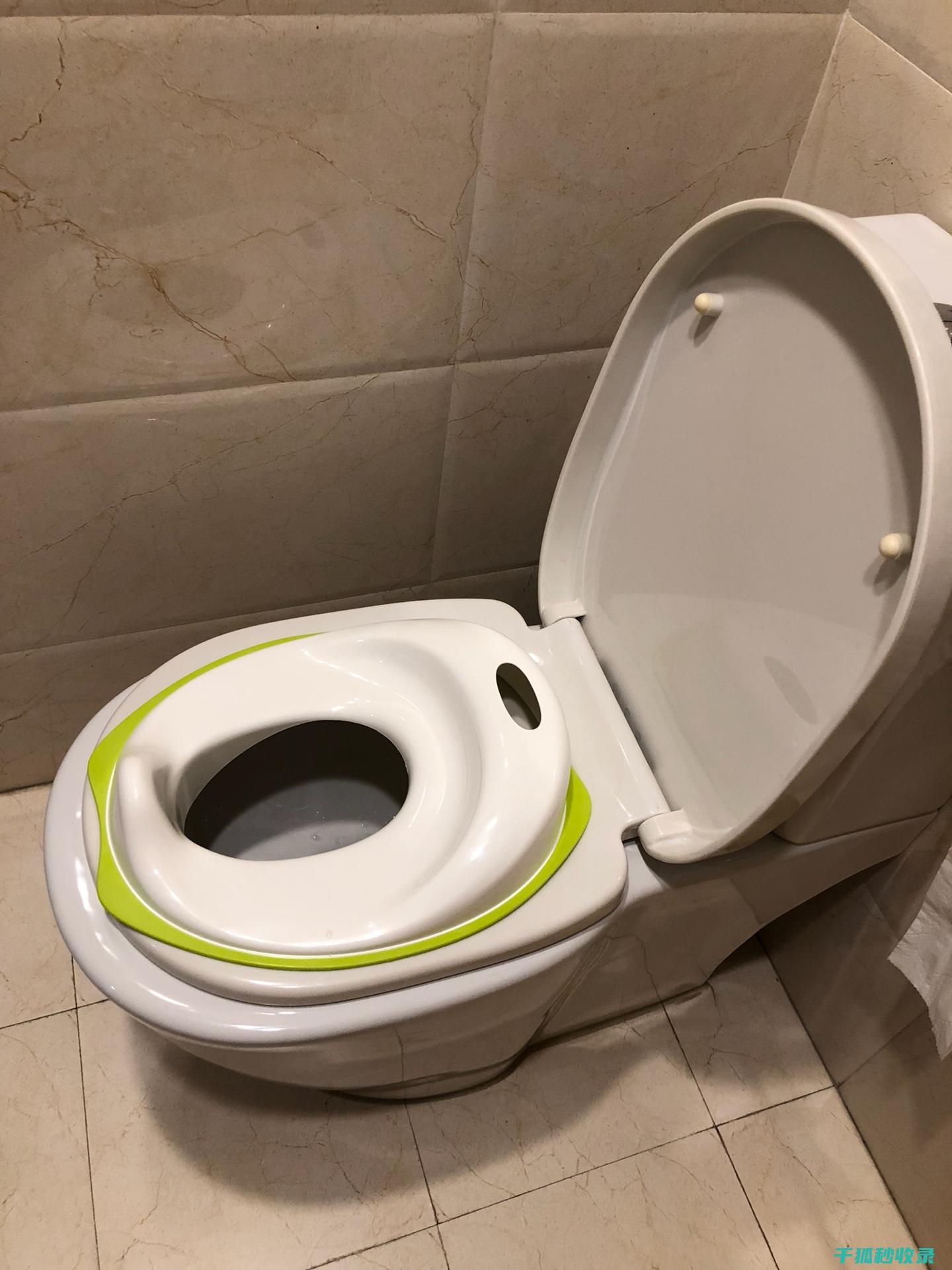 马桶清洁消毒：快速有效的清洁方案推荐 (马桶清洁消毒步骤)