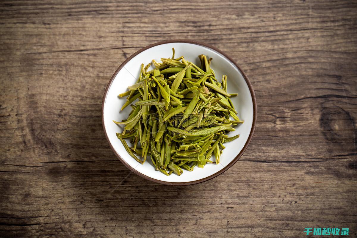 茶叶渣的未来之路：从废弃物到高附加值产品的转变 (茶叶渣对环境的影响)